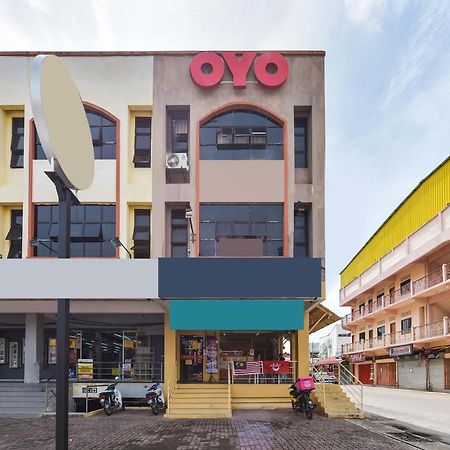 Oyo 44123 Hotel Al-Saif Kuala Kerai Exterior photo