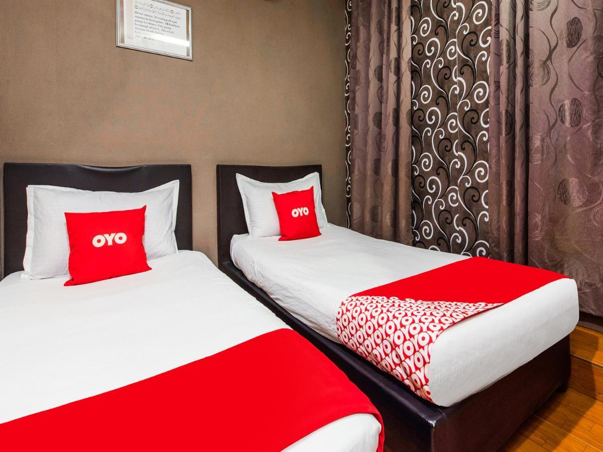 Oyo 44123 Hotel Al-Saif Kuala Kerai Exterior photo