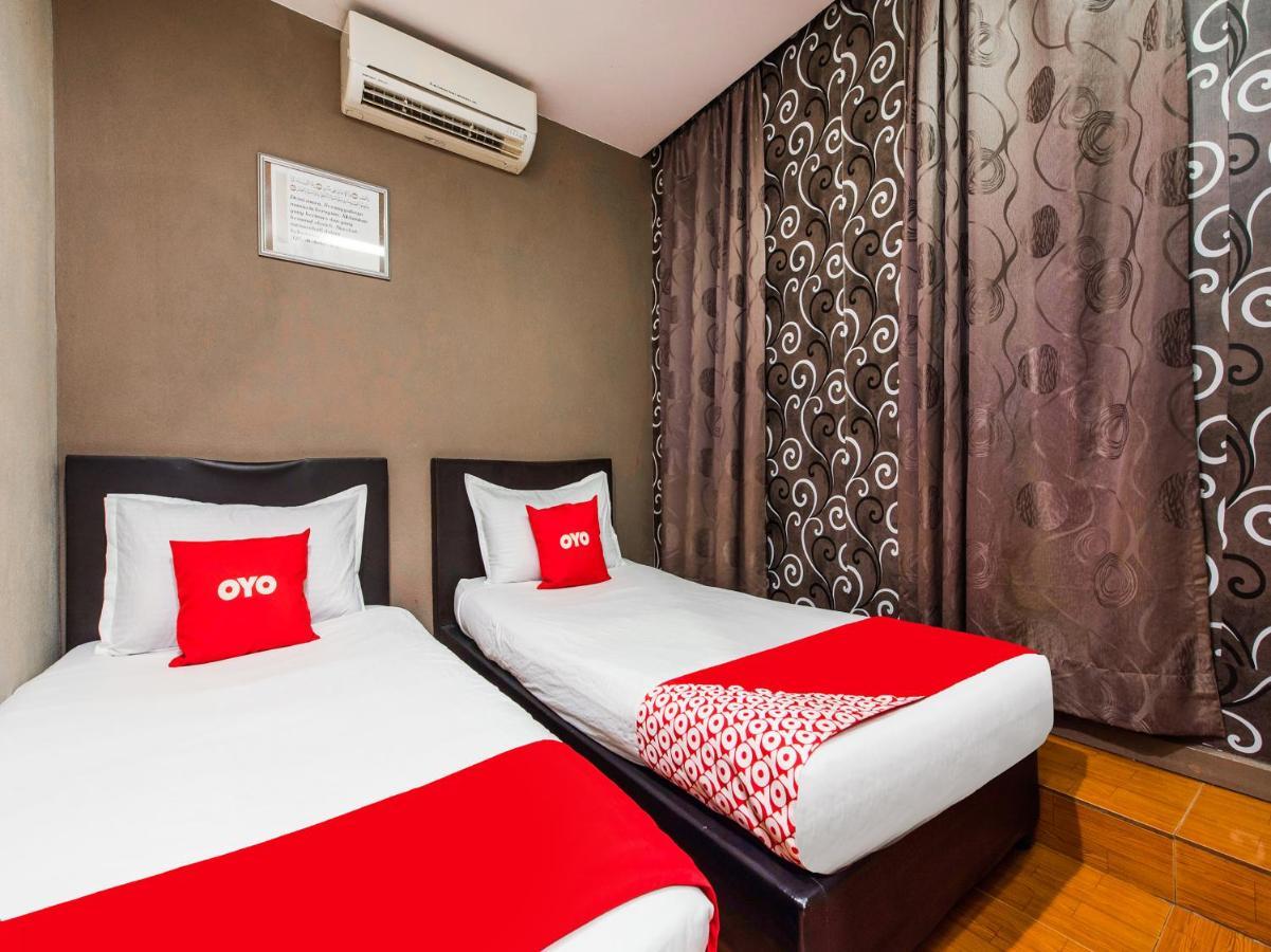 Oyo 44123 Hotel Al-Saif Kuala Kerai Exterior photo