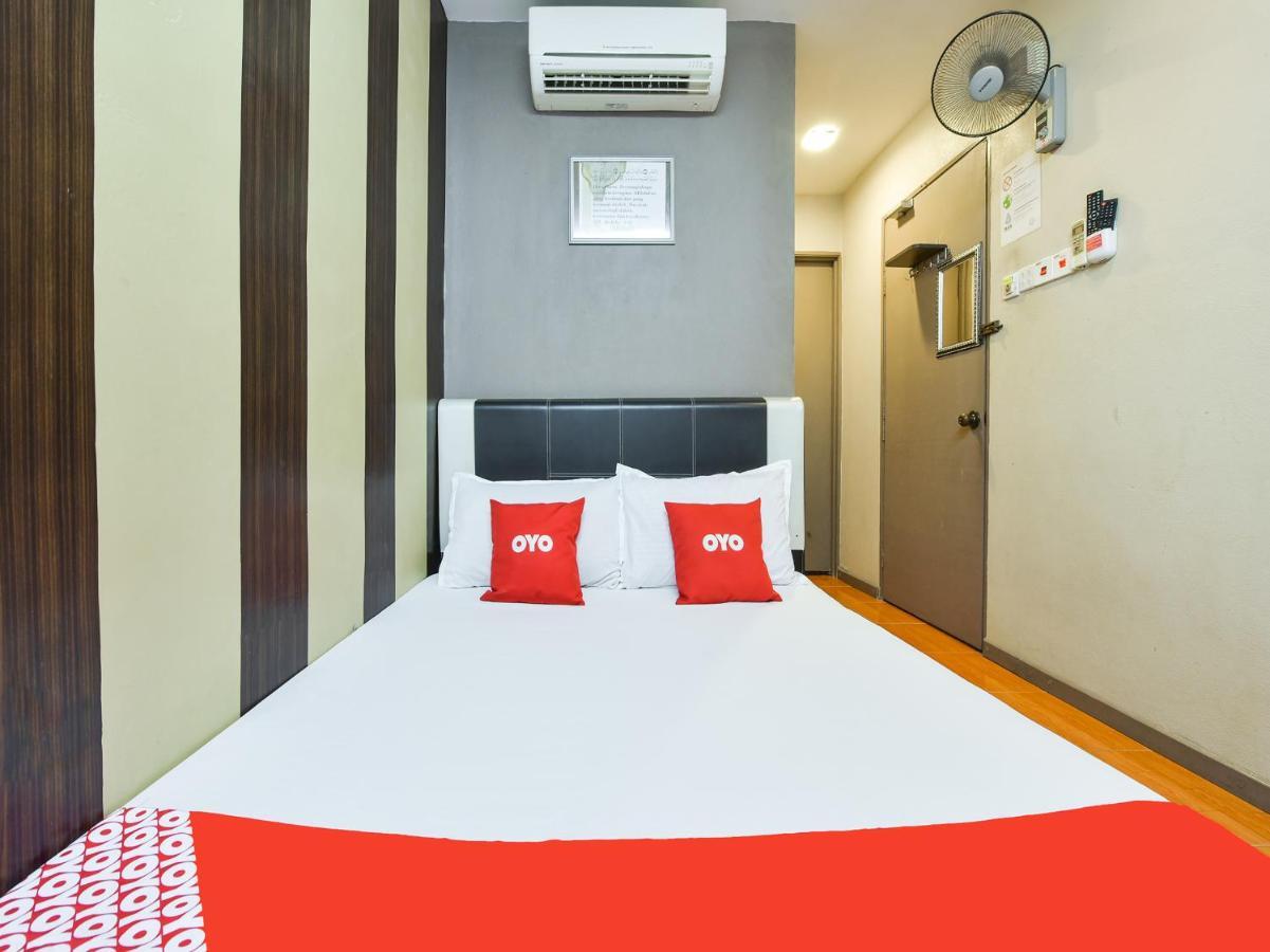 Oyo 44123 Hotel Al-Saif Kuala Kerai Exterior photo