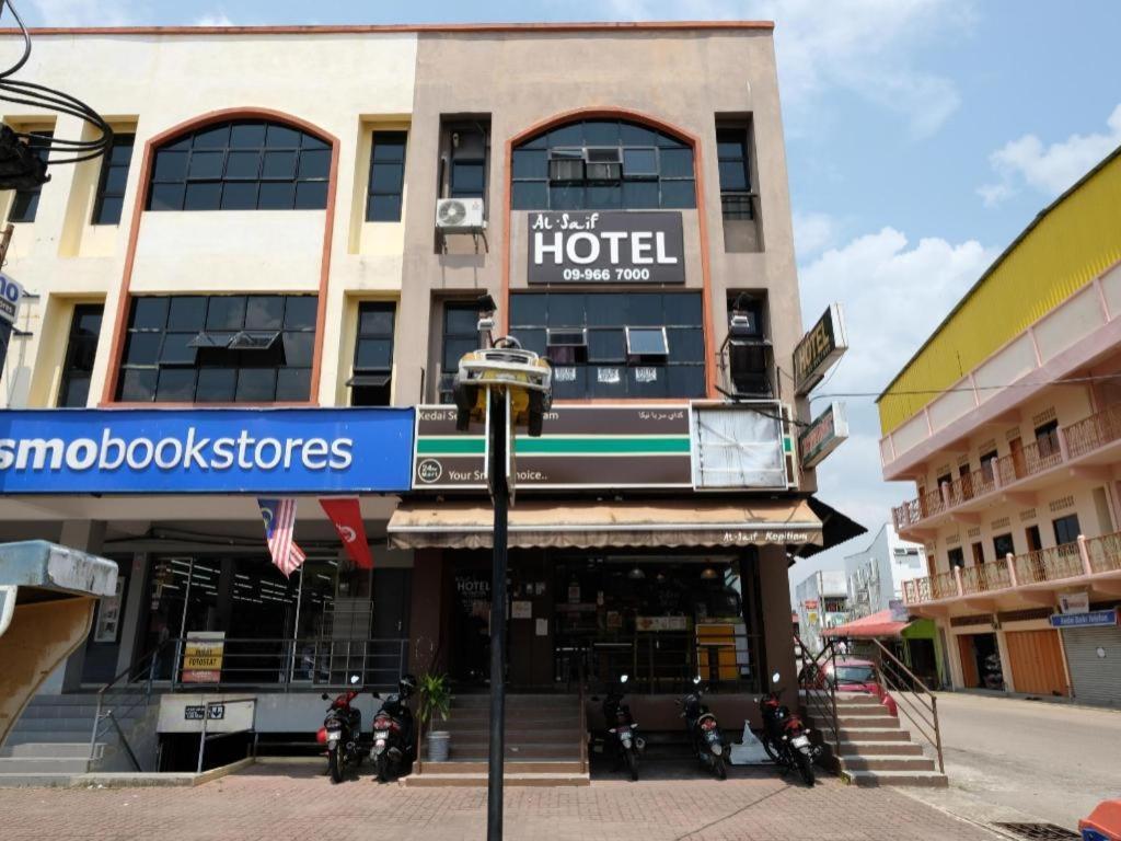 Oyo 44123 Hotel Al-Saif Kuala Kerai Exterior photo