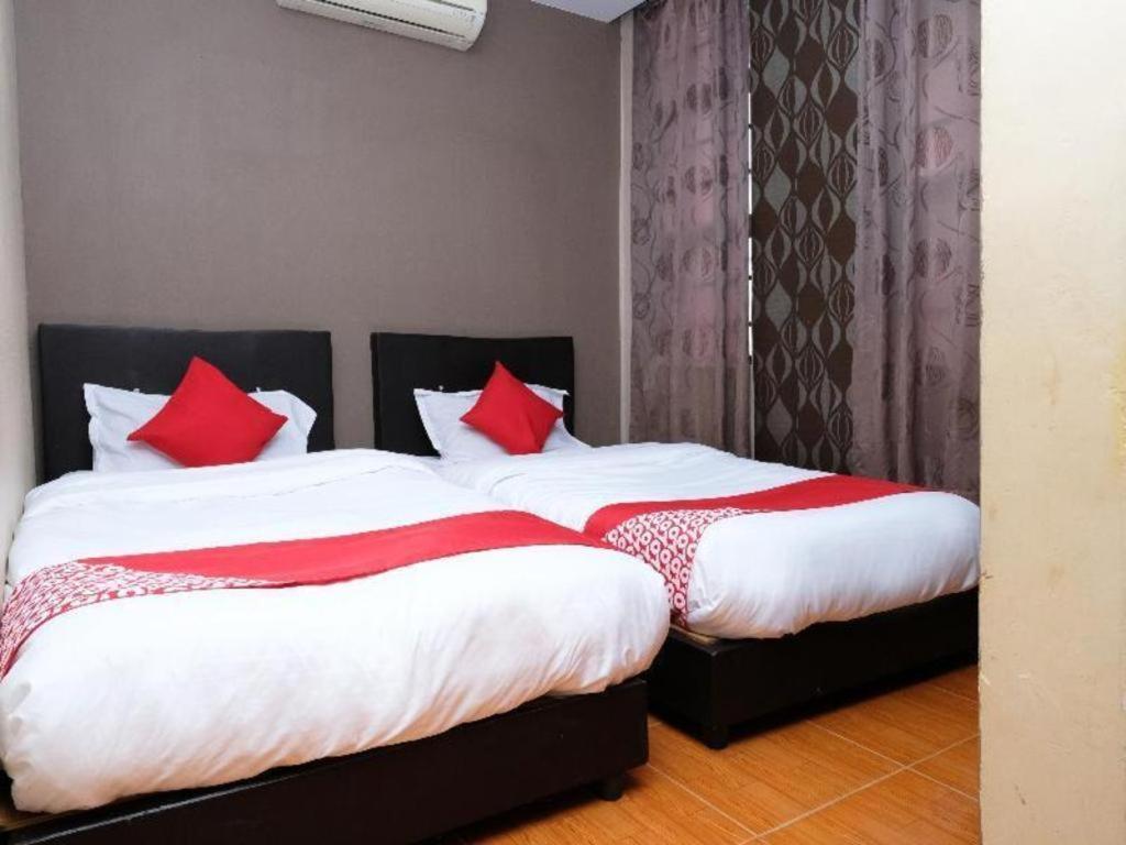 Oyo 44123 Hotel Al-Saif Kuala Kerai Exterior photo